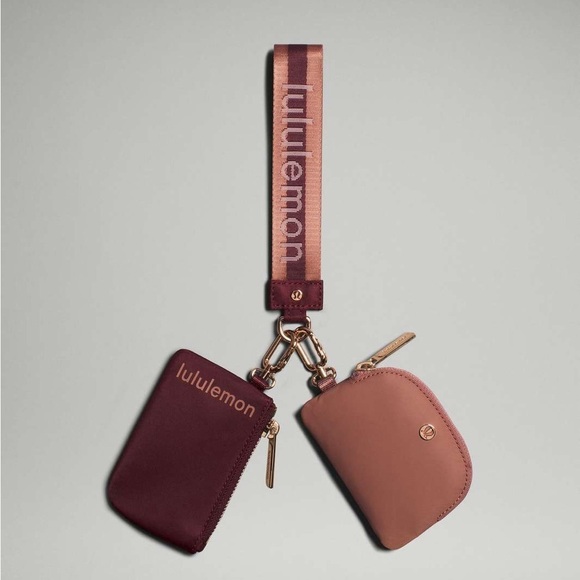31 Lululemon Dual Pouch Wristlet Wordmark - Garnet Spiced Chai - Picture 1 of 8
